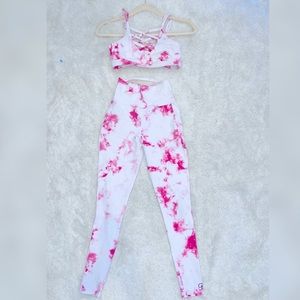 Bombshell sportswear workout outfit